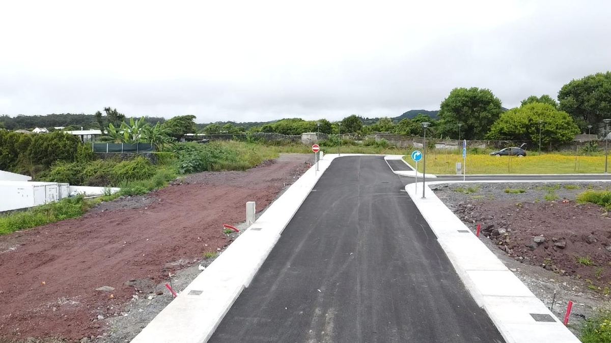 Via de acesso concluída